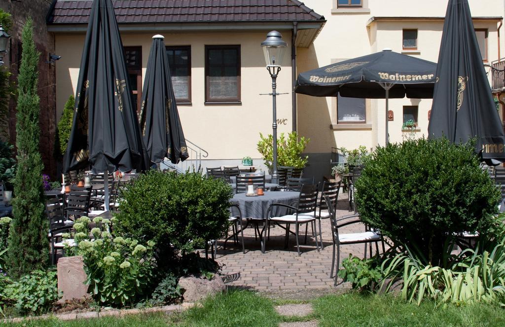 Linde Restaurant & Hotel Nussloch Exterior photo